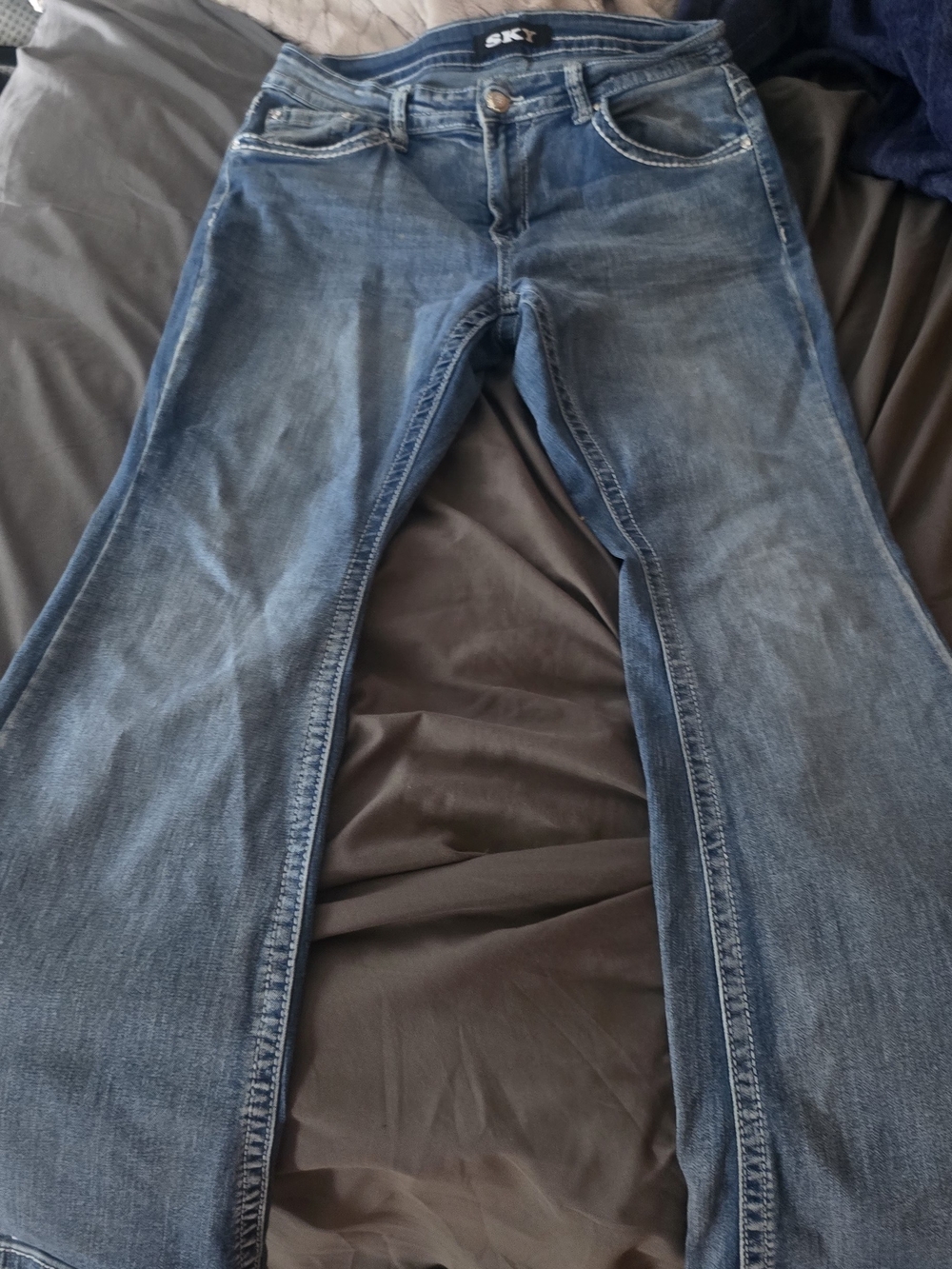 Sky Blue Flare Jeans with Embellished Back Pockets Size 11 Juniors - Picture 8 of 8